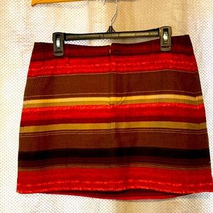Old navy striped, lined mini skirt, never worn, tags removed.